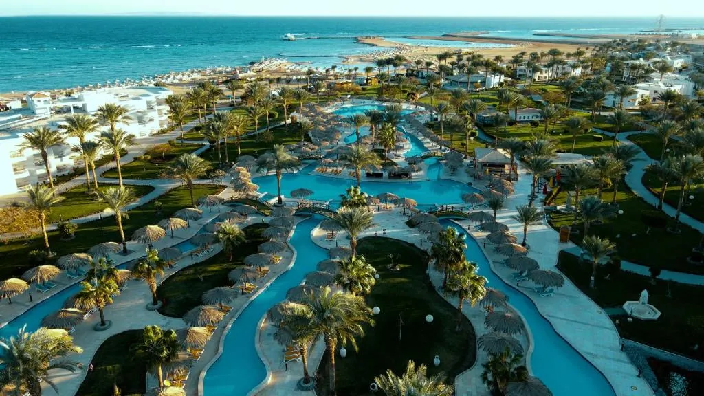 Hurghada Long Beach Resort - Kitesurf Hotel in Hurghada, Egypt