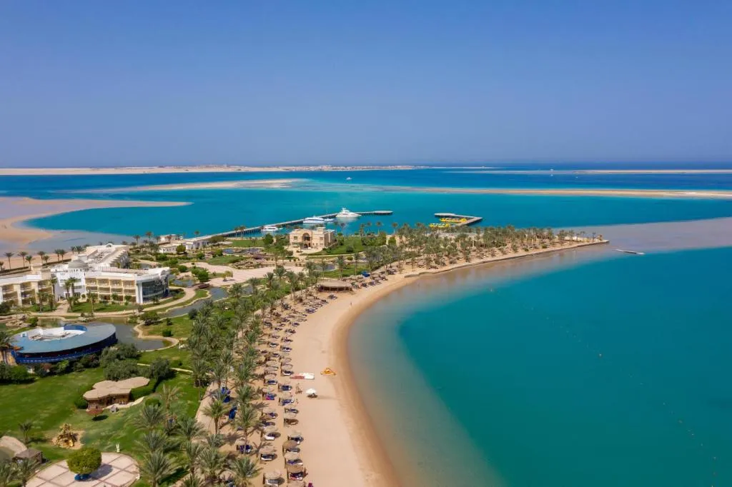 Palm Royale Resort - Kitesurf Hotel in Soma Bay, Egypt